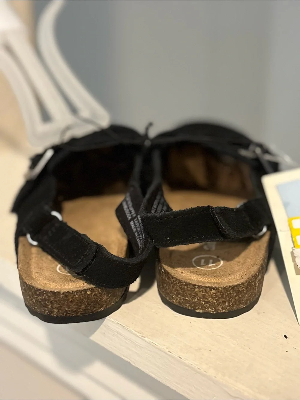 NEW— Toddler Black Berlin Clogs – Cat & Jack Little Girls Size 11